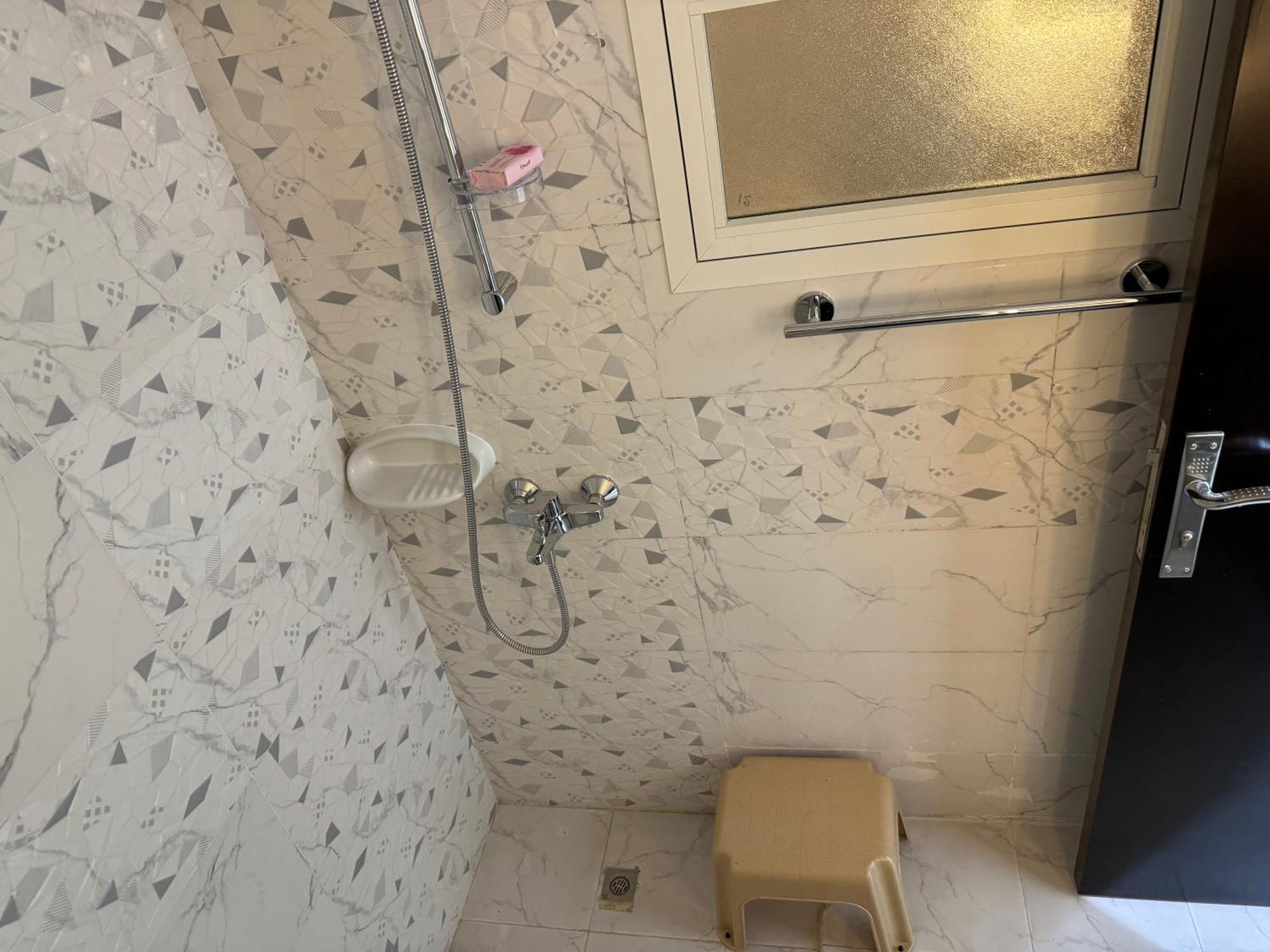 Apartment Gold